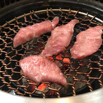 YAKINIKU SUMIKO - 