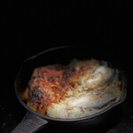 Oyster Bar Splendor - チーズキーマカレーとジーラライスと焼き牡蠣