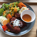 ホカルノコーヒー - 【肉ランチ】生姜の鶏肉団子定食〜レモン香る和風だれ〜　1280円