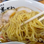 中華そば 半ざわ - 麺は細麺の細