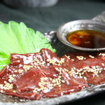 Specially selected fresh horse liver sashimi (for raw consumption, inspected)