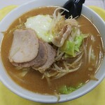 Nakamiso - みそラーメン（中）720円＋チャーシュー160円