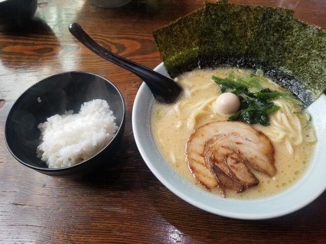 横浜家系ラーメン 鳥取 一和家 - 新富士（ラーメン）の写真