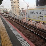 Yaoki Soba - 到着した列車の車両前面に何かついている・・？