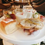 インペリアルラウンジ アクア - 