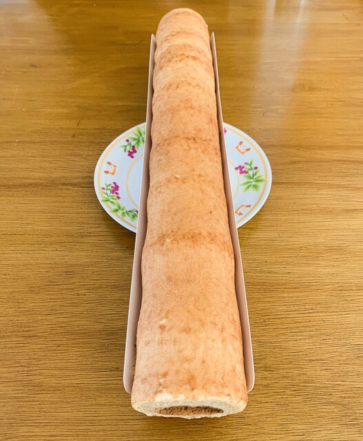 長さ48cmのなが～いバウムクーヘン』by りす3 : スズラン製菓 工場