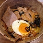 いちがい屋 - オリジナルで
卵かけご飯につけ汁。トッピングに残ったチャーシューのせ(^ ^)