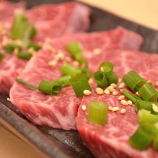 ◆Enjoy a wide variety of fresh offal and carefully selected Yakiniku (Grilled meat).