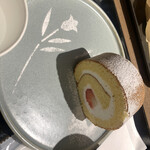 鎌倉ニュージャーマンCAFE - ロールケーキ