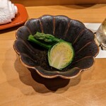 Sushi Mandai - 北海道産　芽キャベツとアスパラ