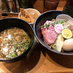 銀座 朧月 - つけだれの美味しさ流石です♪奥はメンマ100円トッピング