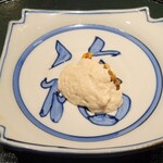 菅井 - 【焼き物】
      鹿児島の新筍
      蕗の薹と鱈の白子掛け
      
      