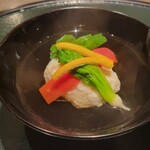 菅井 - 【お吸い物】蟹しんじょう、蓮根入り