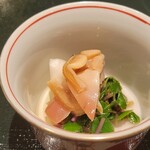 菅井 - 【先付】蛤とボウフウと蕪