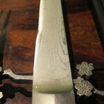 Tsubamesanjouitariambitto - 波紋が美しいナイフ。