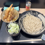 ゆで太郎 - 蕎麦、葱多め　ミニ海老舞茸天丼セット　700円
