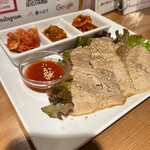 Korean Dining CHORO - ポッサム美味しい