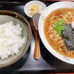 Sunaba - 中華600円(with半ライス150円)