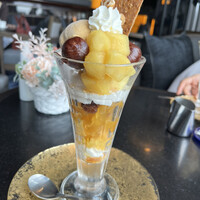 DINING & BAR TABLE 9 TOKYO - 