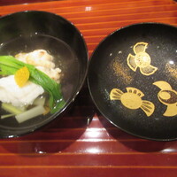 日本料理 かしづき - トラフグ　白子　ウルイ　椀