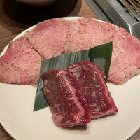 焼肉うしごろ 新宿三丁目店 - 