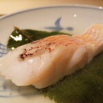 すし みむろ - 甘鯛の桜蒸し