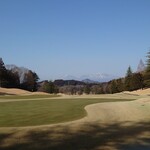ロペ倶楽部 テラスレストラン - 1番グリーン奥から那須連山を望む