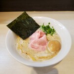Chuukasoba Tsubomi - 鶏そば 味玉入り 1000円