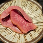 Kominka Yakiniku Kotori - 小鉢の、生肉（タン）