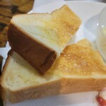 樹里 - トースト、焼きが甘いな