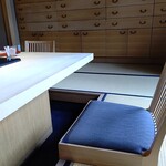 霜止出苗 - 内観