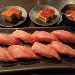 寿司居酒屋 まるがまる - カットケーキ　プリン　中トロ