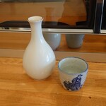 鮨くどう - 日本酒　推測だが1合分ない