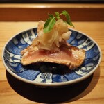 とり茶太郎 - ほろほろ鳥の炙り（もも肉 + 胸肉） 