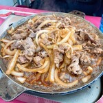 司バラ焼き大衆食堂 - お肉も一緒に焼いていきます！