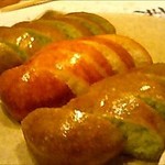 和風肉料理屋 弁慶 - 人気の揚げパン　抹茶と白生地