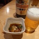 Taishuusakaba Uohachi - 突き出しとビール