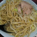 ラーメン 大高山 - 麺アップ 