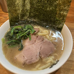 ラーメン 洞くつ家 - 