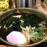 さぬきうどん 麦笑 - 温玉わかめぶっかけ冷