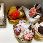 ハリー洋菓子倶楽部 GoodClop - 料理写真:ケーキ6種