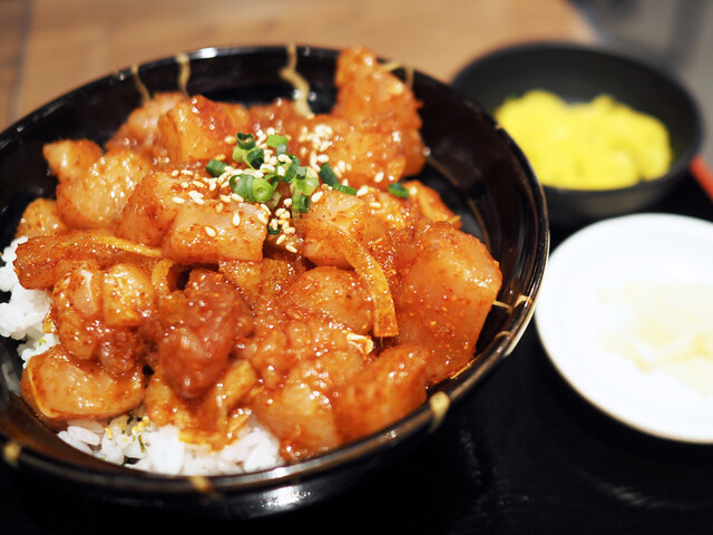 まぐろ屋やまもと イオンモール新利府店｜新鮮海鮮丼