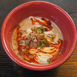 沙龍 - 担々麺