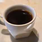 昭和カフェ 松大 - 珈琲(税込500円)
サイフォン式で淹れた珈琲、意外と軽めの味わいです