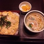 味の民芸 - 親子重（８７１円）