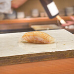 東麻布 天本 - ひらめ