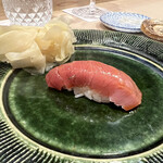 うを徳 - 銚子本鮪中トロのにぎり