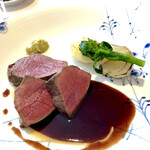 ファンベック・ナオト - 蝦夷鹿のロースト