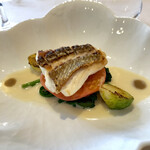 ファンベック・ナオト - 真鯛のポワレ