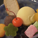 あんみつ抹茶処 雷門まとい - 